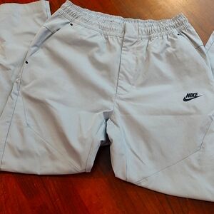 Nike dri fit non-lined wind runner pant M